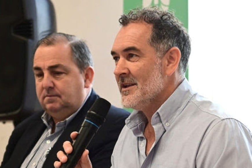 Una confusión del subsecretario de Turismo, Javier Dellamónica, puso a prueba el sentido del humor del intendente Juan Pablo Poletti. Archivo