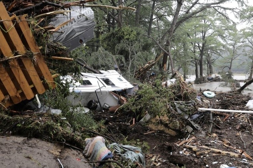 La crecida del arroyo Johnson, que podría provocar un incremento de entre 30 y 60 centímetros en el nivel del río Guadalupe