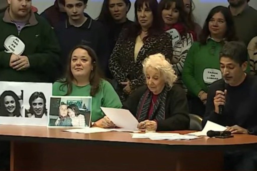 Imágenes de la conferencia de prensa.