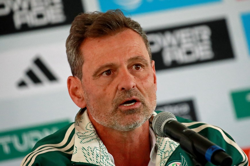 Soccer Football - Diego Cocca is unveiled as new Mexico coach - Centro de Alto Rendimiento, Mexico City, Mexico - February 10, 2023
Diego Cocca during press conference REUTERS/Henry Romero