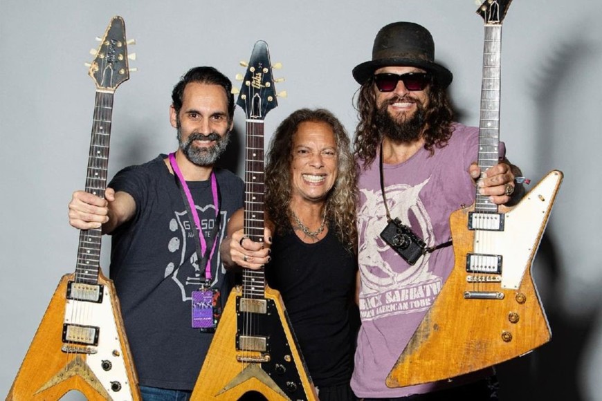 Gibson en la despedida de Black Sabbath (“Back To The Beginning”): Cesar Gueikian, Kirk Hammett (Metallica) y el actor Jason Momoa.