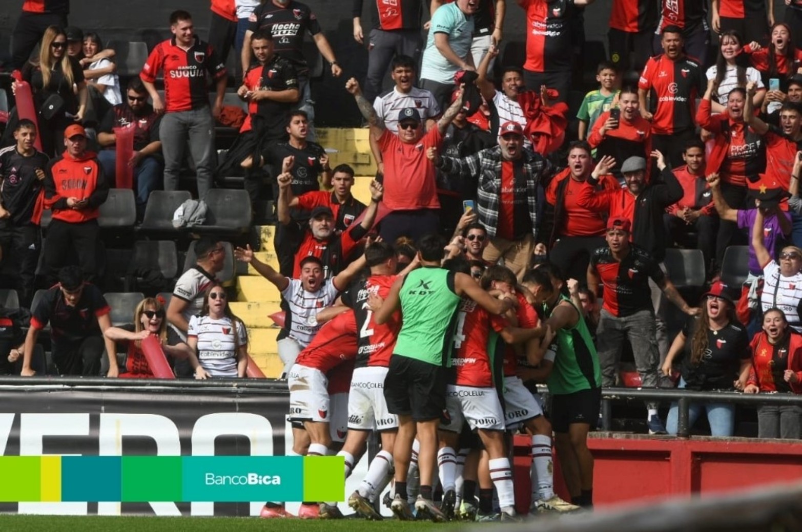 Galería BICA: Colón vs. Almirante Brown.