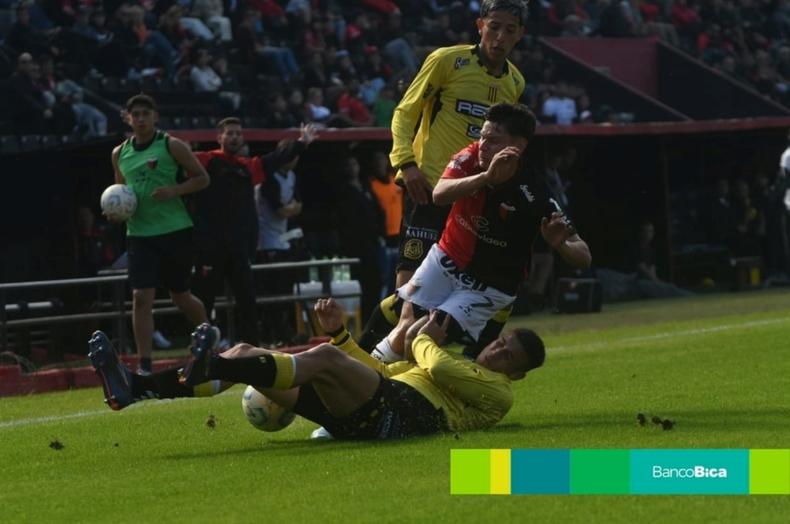 Galería BICA: Colón vs. Almirante Brown.