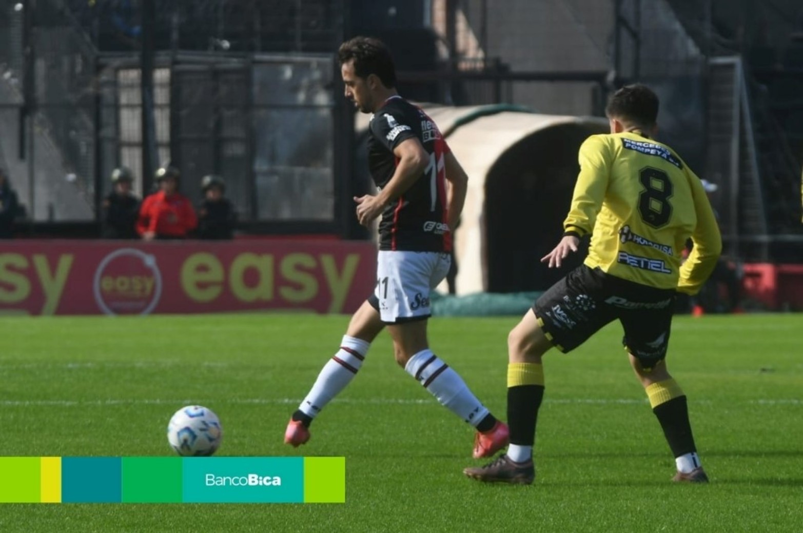 Galería BICA: Colón vs. Almirante Brown.