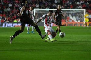 vargas | Unión-Estudiantes | Torneo Clausura Fecha 1 | Estadio 15 de Abril. Foto:  Manuel Fabatía
