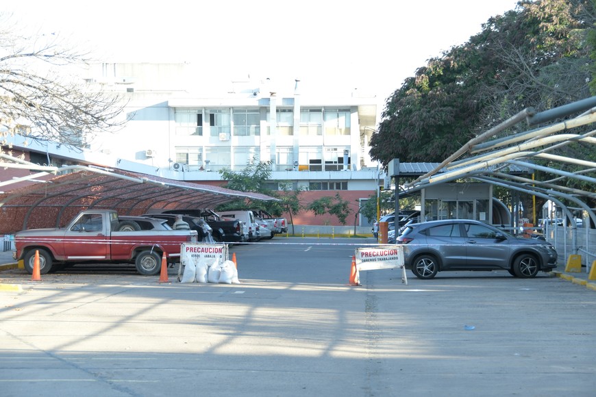 Todo indicaría que la malla de cerramiento llegará en breve.