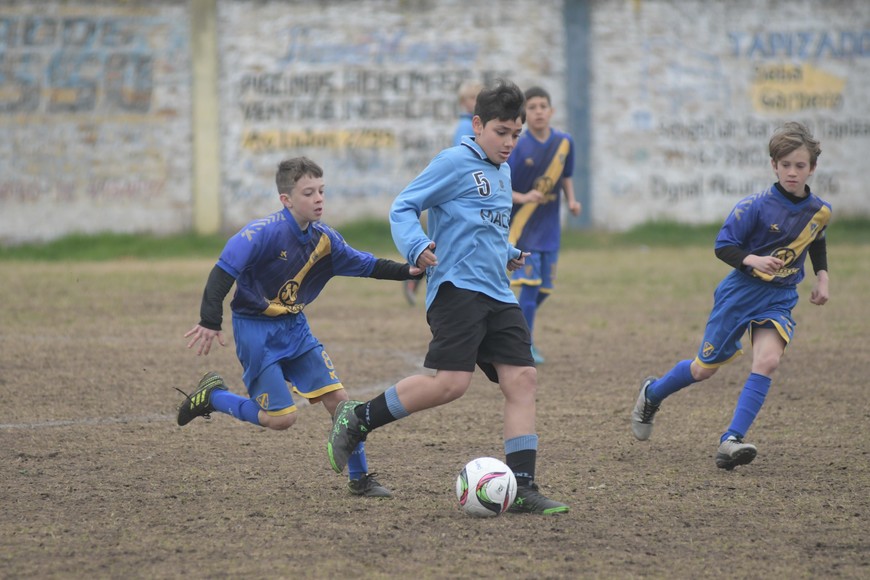 Por cuatro días de felicidad. UNL ya organizó la tercera edición y los niños esperan que comience a rodar la pelota. Crédito: Flavio Raina