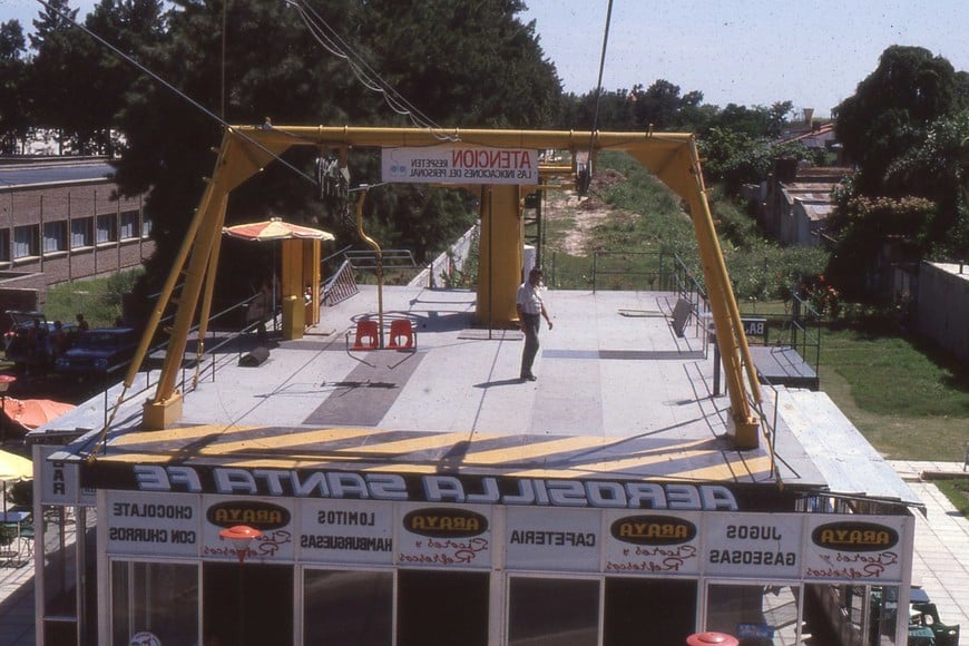 Tras el cierre de la aerosilla, el lugar quedó abandonado hasta mediados de los 90.