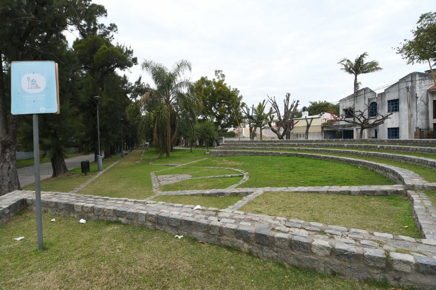 El anfiteatro supo recibir variados espectáculos a través de los años. Foto: Manuel Fabatía.