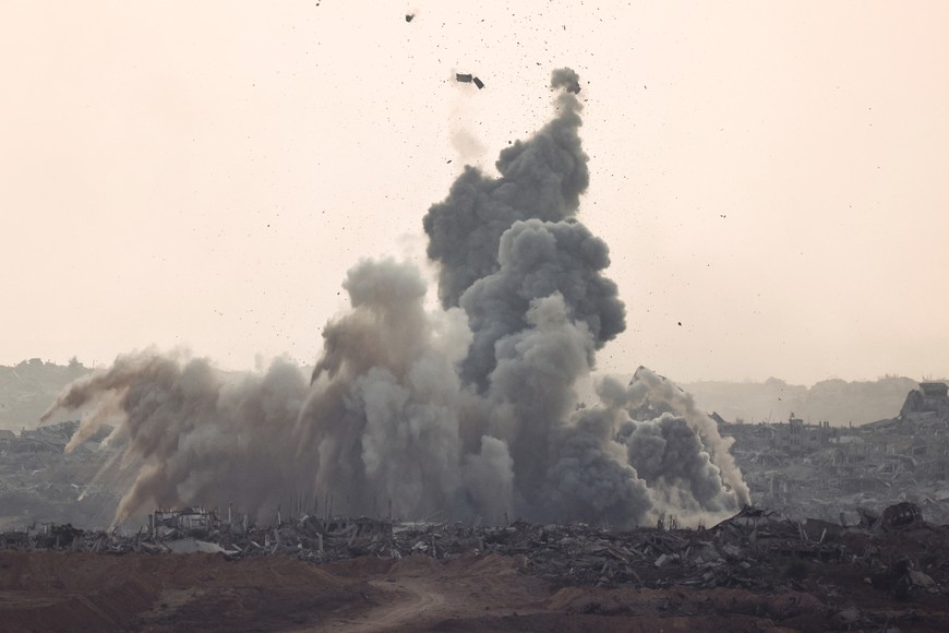 Smoke rises after an explosion in Gaza, as seen from the Israeli side of the Israel-Gaza border, July 20, 2025. REUTERS/Amir Cohen