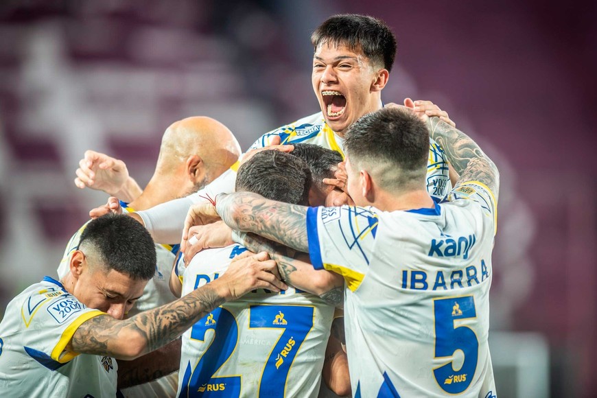 Los canallas festejaron en Lanús.