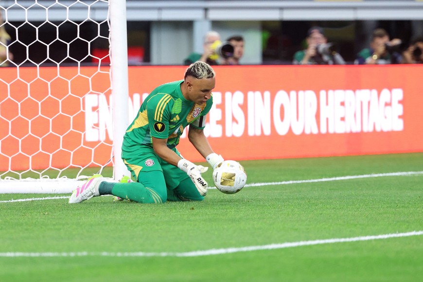 Jun 18, 2025; Arlington, Texas, USA; Costa Rica goalkeeper Keylor Navas (1) makes a save against the Dominican Republic during a group stage match of the 2025 Gold Cup at AT&T Stadium. Mandatory Credit: Kevin Jairaj-Imagn Images