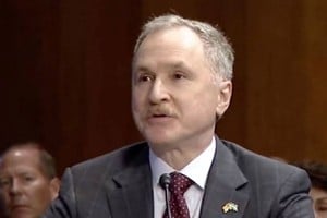 Peter Lamelas durante su audiencia ante el Senado de EE.UU.