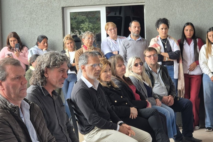 La instalación cuenta además con áreas de revelado y comando.