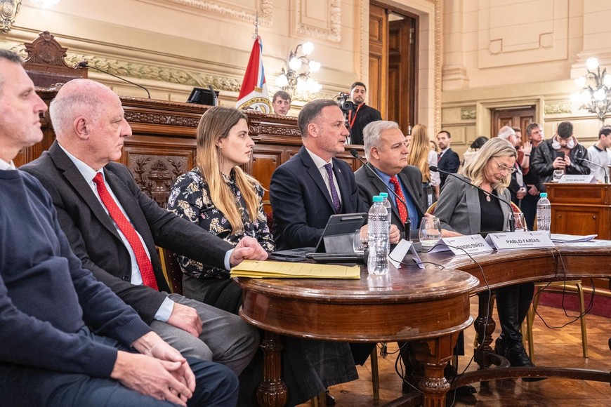 Autoridades de la comisión. Crédito:  Convención Reformadora.