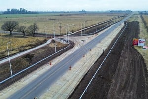 La intervención forma parte del plan de infraestructura vial que ejecuta la gestión del gobernador Maximiliano Pullaro en distintos puntos del territorio provincial.