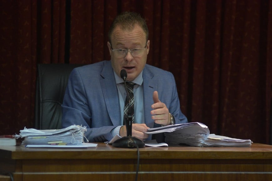 Sobreseimiento definitivo para el secretario general de Luz y Fuerza y su familia