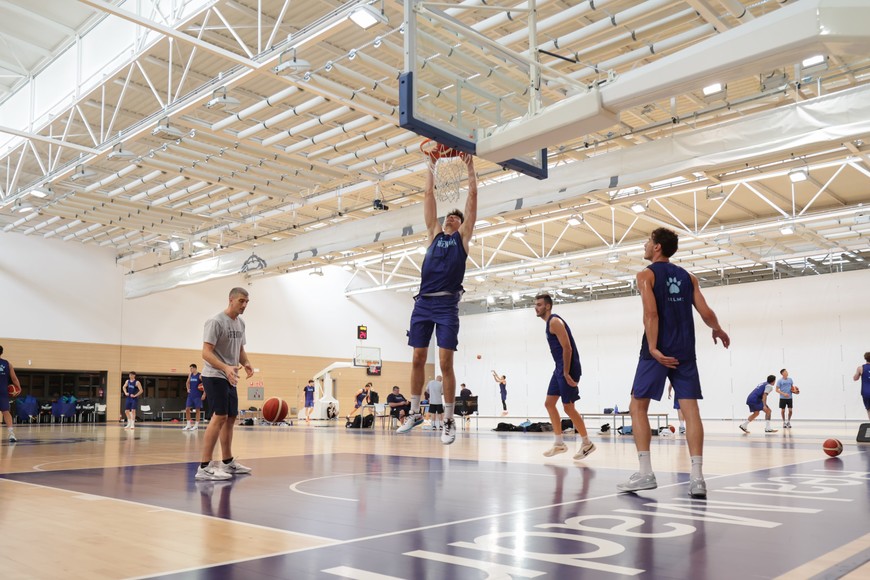 Primeros entrenamientos del seleccionado argentino en España. Crédito: Prensa CABB