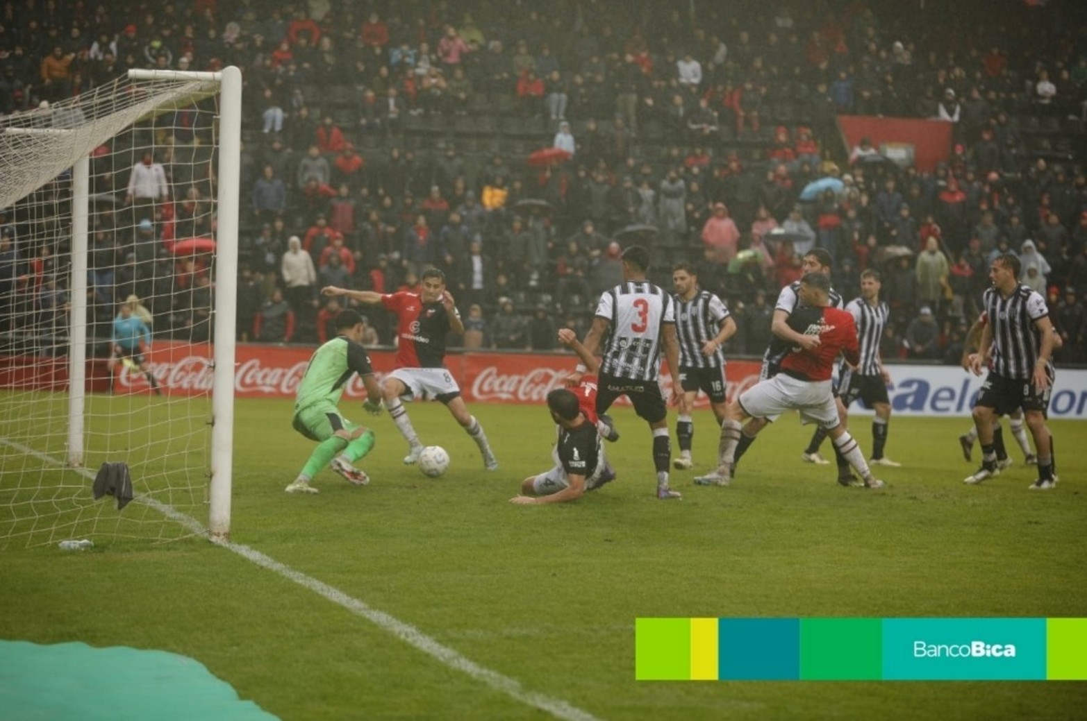 Colon vs Gimnasia de Mendoza. Foto: Matías Pintos.