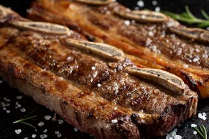 Un chef yanqui desafía el asado argentino y las redes explotan.