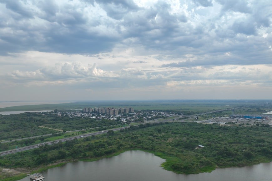 Seguirá el cielo cubierto, pero sin frío extremo. Crédito: Fernando Nicola