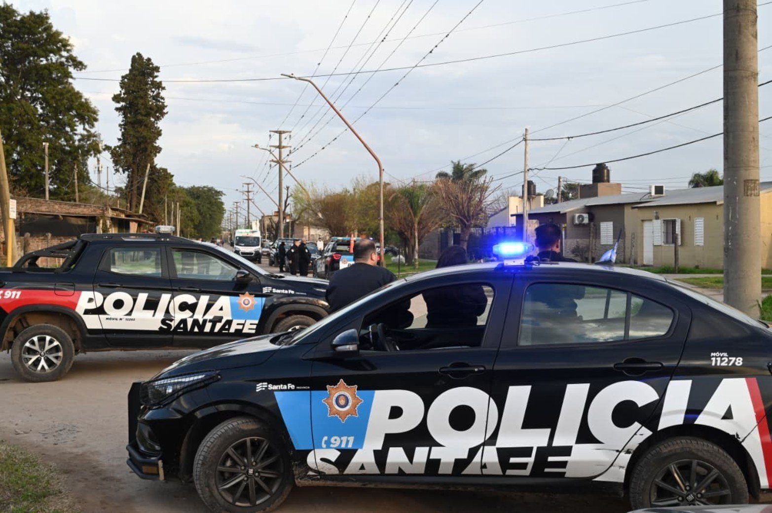 Importante operativo en barrio Nueva Esperanza. Crédito: Flavio Raina