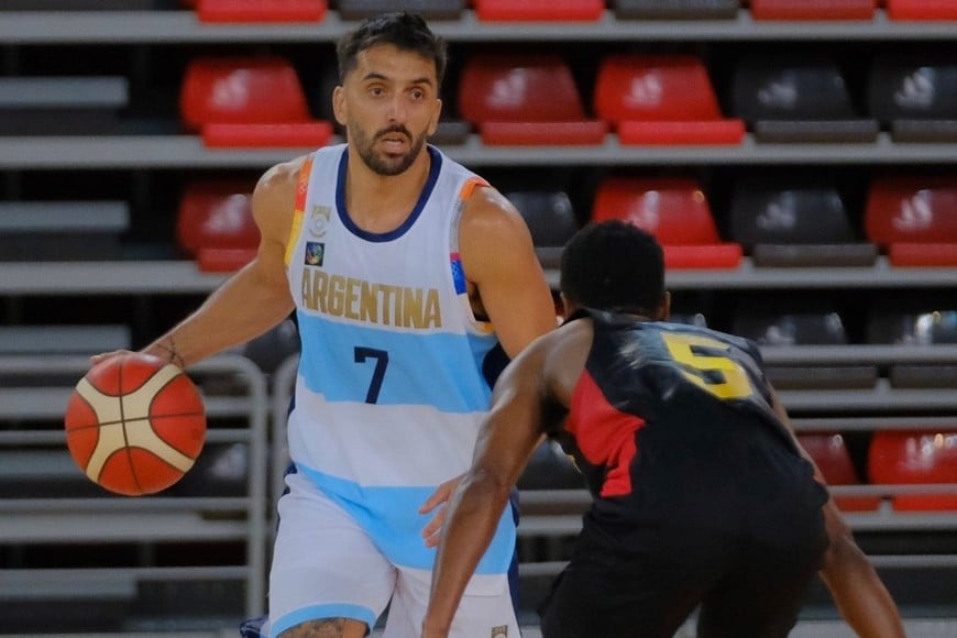 Campazzo sigue liderando al equipo. Crédito: Prensa CAB