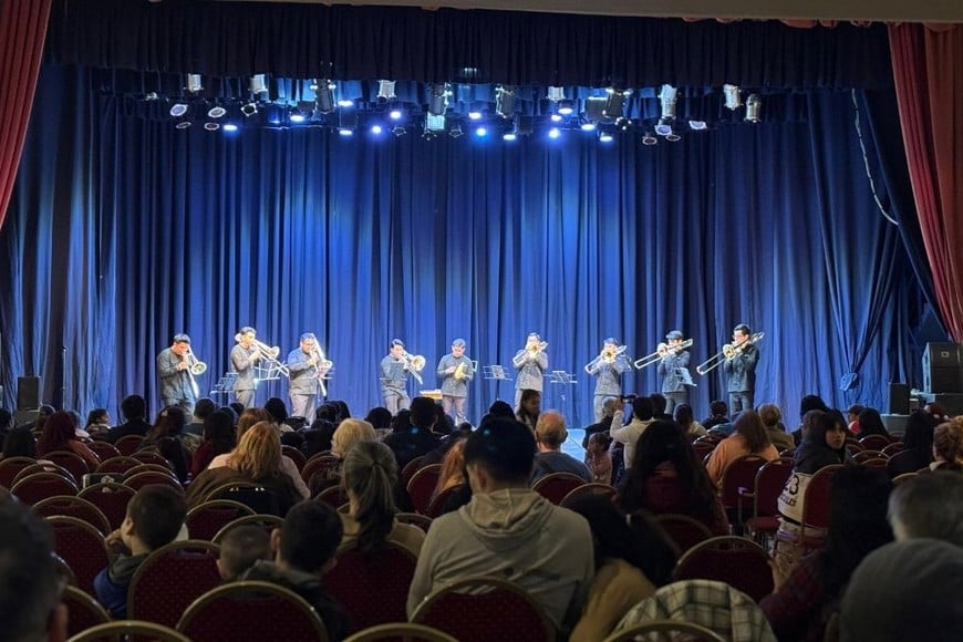 Los presentes disfrutaron del concierto del Ensamble de Trombones de la Facultad de Música (UNAM) de México.