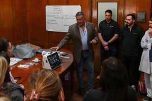Ahora refuerza esa estrategia con la incorporación de un equipo para determinar, con precisión, el aporte nutricional que necesitan los pacientes en estado crítico.