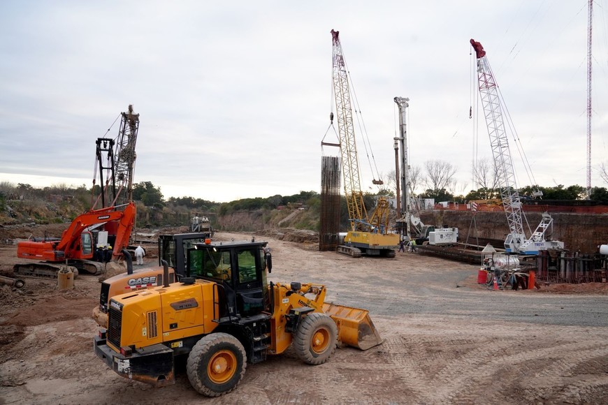 Las obras habían comenzado con fondos nacionales, pero ante el abandono, la Provincia se hizo cargo e invierte 28.000 millones de pesos.