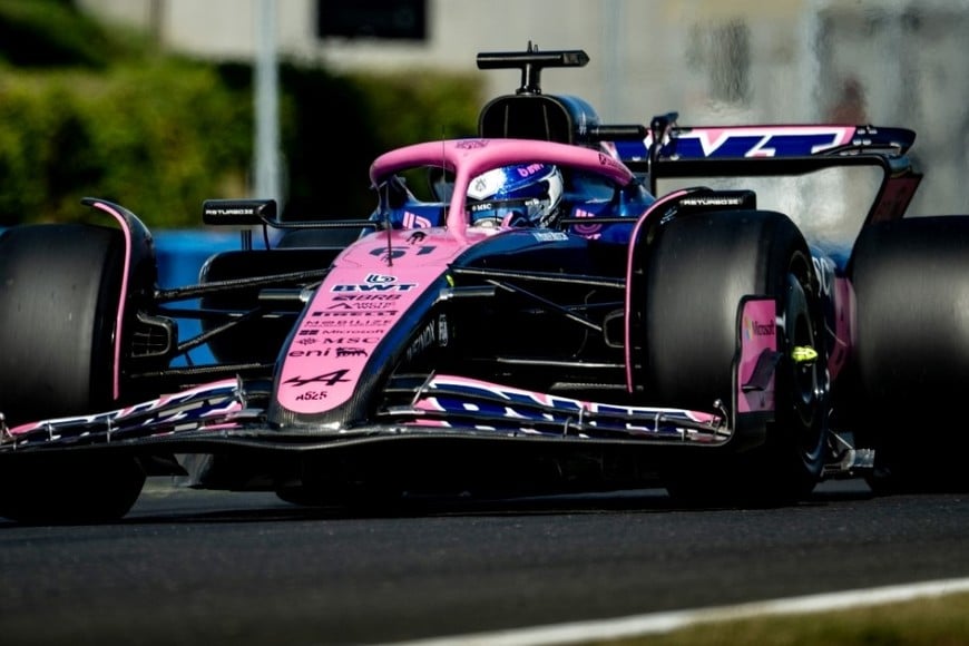 Alpine fue el primer equipo en probar el alerón delantero móvil en pista. Foto: Gentileza