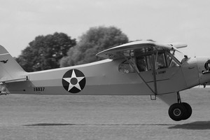Una avioneta similar a la que acabó trágicamente en 1945. Foto: Archivo