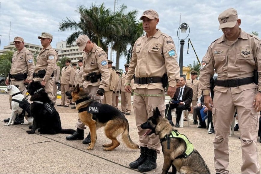 Mía se ganó el respeto de toda la fuerza nacional.