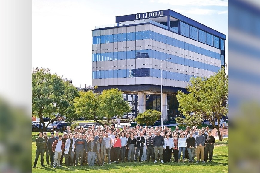 En su nueva casa, El Litoral celebró sus 107 años. Foto:  Flavio Raina