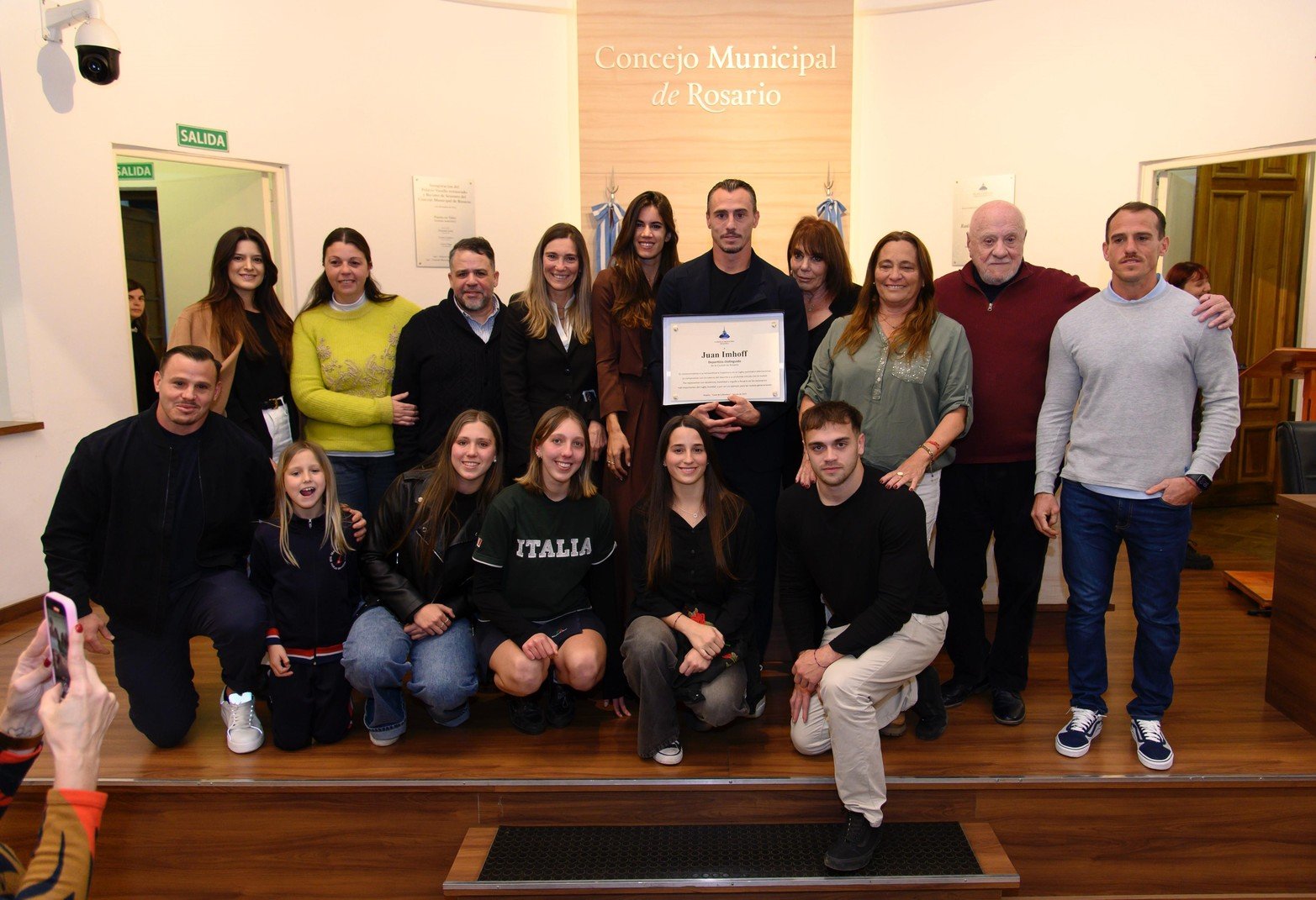 Imhoff, deportista distinguido por el Concejo Municipal de Rosario.