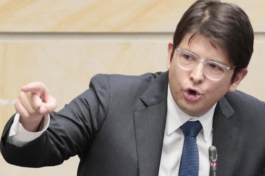 Miguel Uribe Turbay, de 38 años, se desempeñaba como senador.