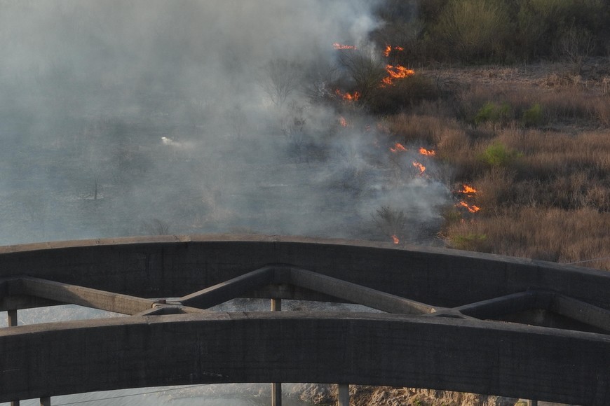 quema de pastizales carretero. Crédito: Fernando Nicola