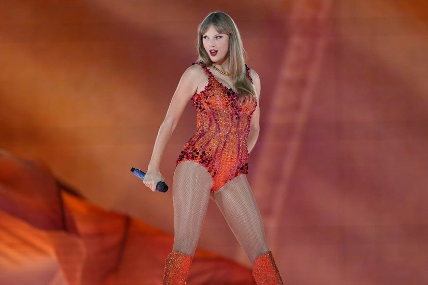 Taylor Swift reveló la tapa de su duodécimo álbum. Crédito: @4k_taylorr