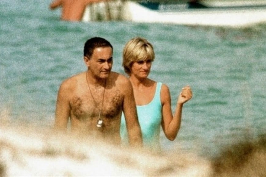 Dodi Al Fayed -hijo del magnate- y Diana de Gales.
