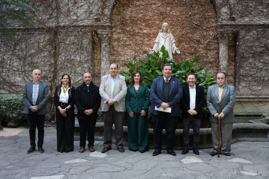 La ciudad homenajeó al Papa Francisco en el Colegio Inmaculada
