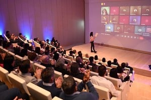 Se otorgaron 32 becas, y se alcanzó el 90% de aprobación.