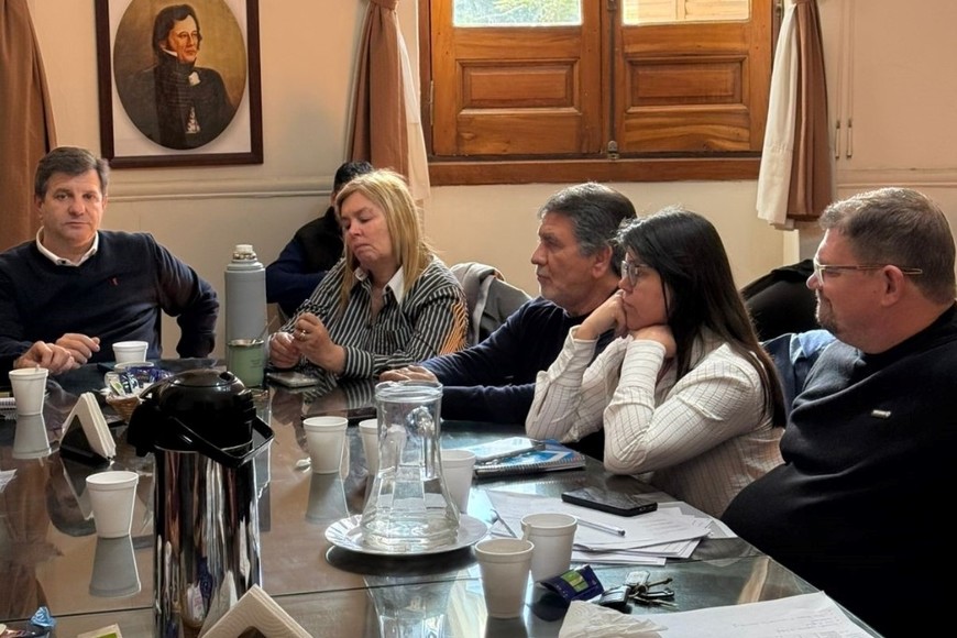 Anuncio del cuarto intermedio hasta el 20 de agosto para continuar las negociaciones paritarias.