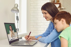 Capacitación online para fortalecer hábitos y conocimientos sobre el manejo del dinero.