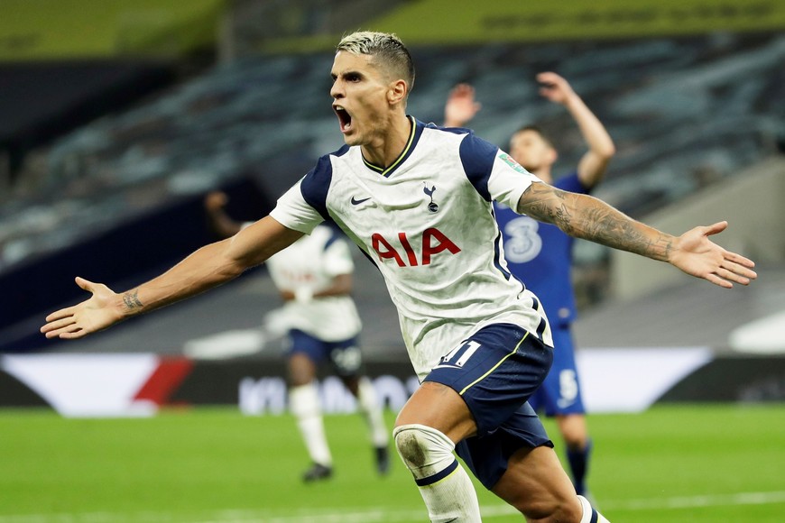Soccer Football - Carabao Cup Fourth Round - Tottenham Hotspur v Chelsea - Tottenham Hotspur Stadium, London, Britain - September 29, 2020  Tottenham Hotspur's Erik Lamela celebrates scoring their first goal Pool via REUTERS/Matt Dunham EDITORIAL USE ONLY. No use with unauthorized audio, video, data, fixture lists, club/league logos or 'live' services. Online in-match use limited to 75 images, no video emulation. No use in betting, games or single club /league/player publications.  Please contact your account representative for further details.     TPX IMAGES OF THE DAY