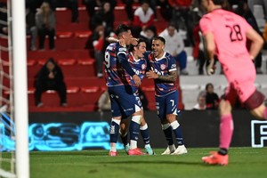 Doblete de Mauro Pittón | Unión-Instituto | Torneo Clausura Fecha 5 | Estadio Monumental Perón de Córdoba. Foto: Facundo Luque