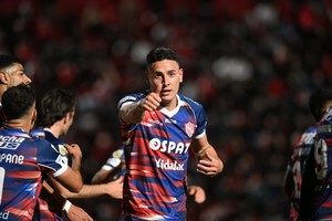 gol de Mauricio Caramelo Martinez | Unión-Instituto | Torneo Clausura Fecha 5 | Estadio Monumental Perón de Córdoba. Foto: Facundo Luque