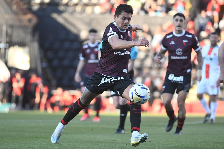 Luis Miguel “Pulga” Rodríguez volvió a sumar minutos tras su recuperación.Foto: Manuel Fabatía