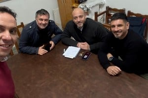 Basile, Marini y Rosales, sin grietas entre el Tate y Sabalero