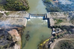 La obra que permitirá llevar agua clarificada hacia Antonio Pini, Pozo Borrado, Fortín Atahualpa, San Bernardo, Villa Minetti, Santa Margarita y El Nochero.