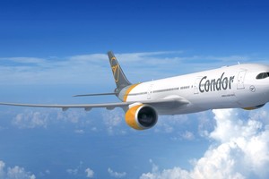 Un avión de Condor se incendió en pleno vuelo y debió aterrizar de emergencia en Italia. 